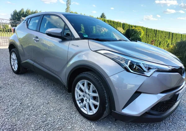 toyota c-hr Toyota C-HR cena 83900 przebieg: 88000, rok produkcji 2019 z Kielce